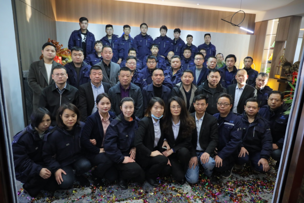 湖南力民電梯有限公司,邵陽(yáng)電梯銷售,邵陽(yáng)電梯安裝,湖南電梯維修,自動(dòng)扶梯,自動(dòng)人行梯